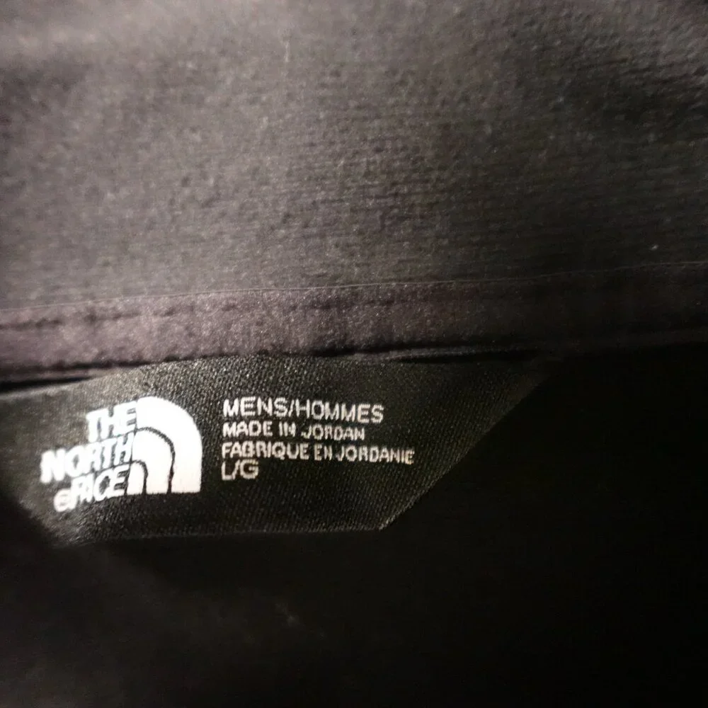 The North Face Quarter Zip 1/4 Tech Fleece Pullover Men's Large‎ Black
